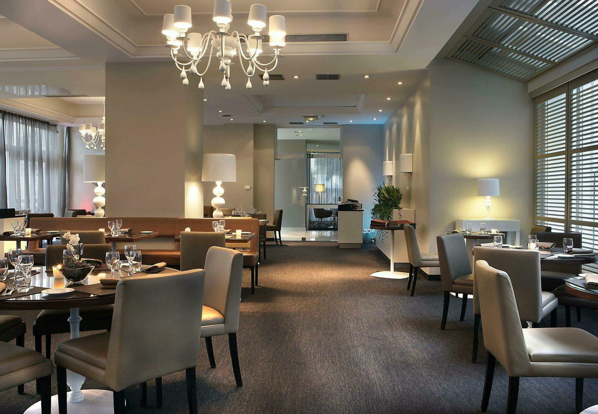 Ac Hotel By Marriott Ambassadeur Antibes - Juan Les Pins Restoran gambar