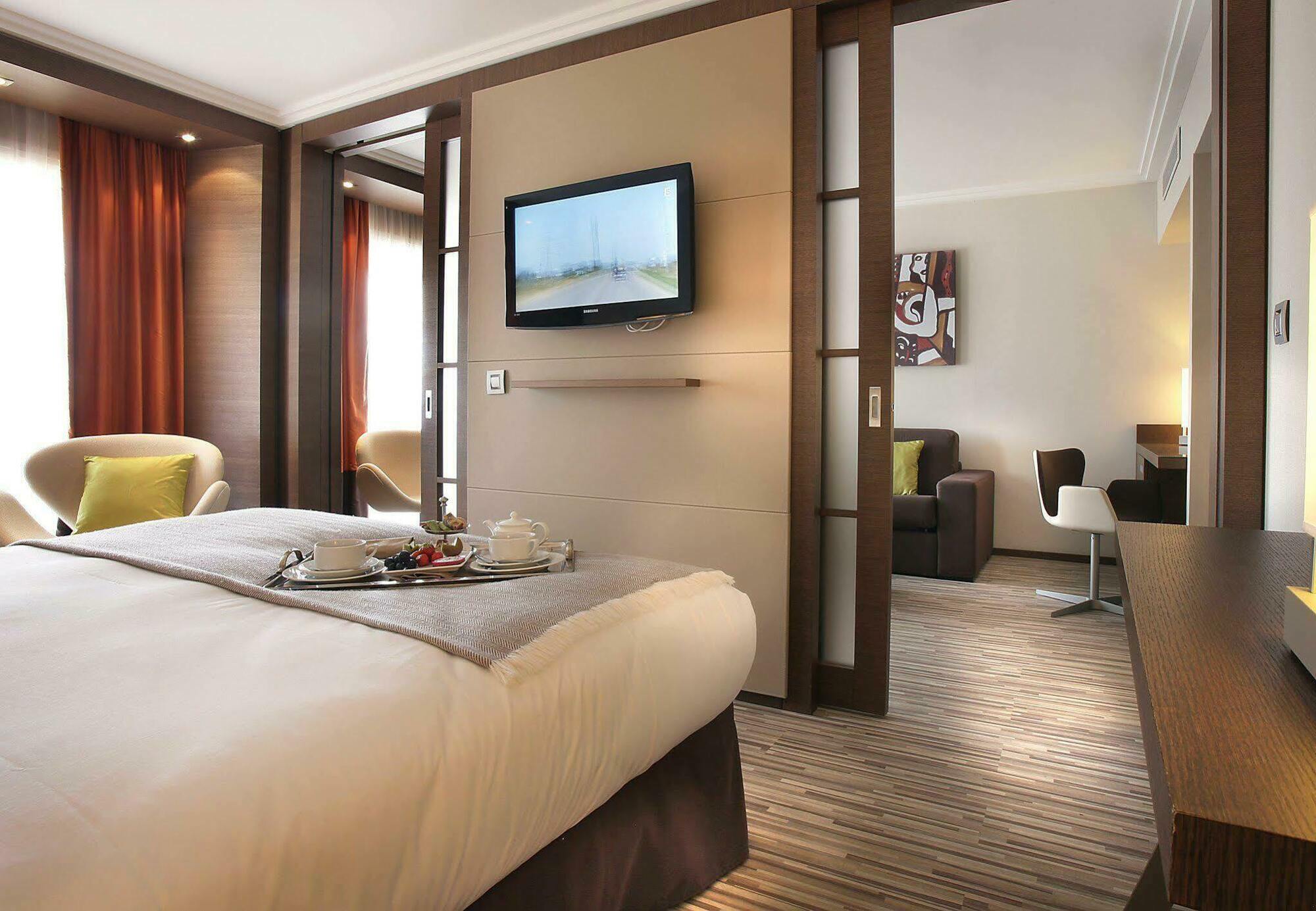 Ac Hotel By Marriott Ambassadeur Antibes - Juan Les Pins Bilik gambar